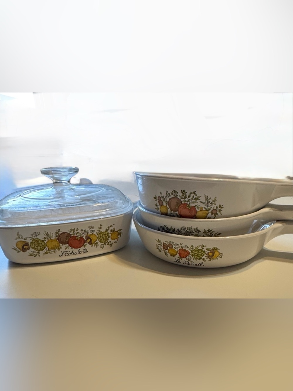 VINTAGE CORNINGWARE bundle - Picture 3 of 16